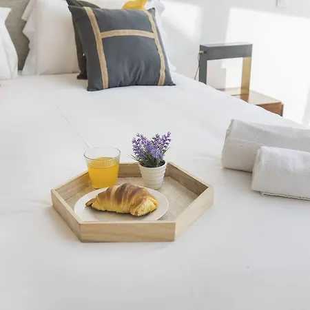 Lovelystay - 2 Bedroom Modern Terrace Апартаменты *