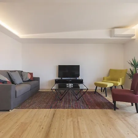 Lovelystay - 2 Bedroom Modern Terrace Апартаменты