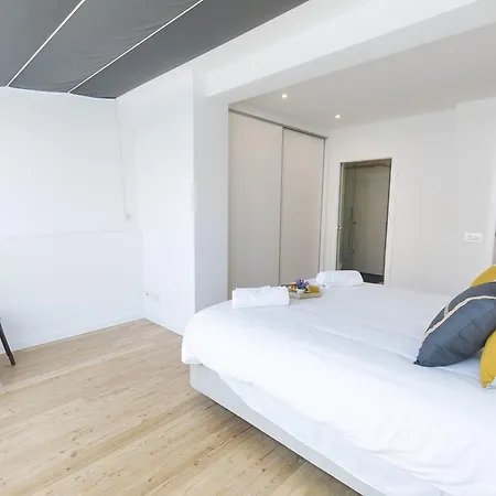 Апартаменты Lovelystay - 2 Bedroom Modern Terrace Лиссабон