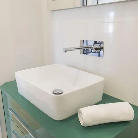 Lovelystay - 2 Bedroom Modern Terrace Апартаменты Лиссабон